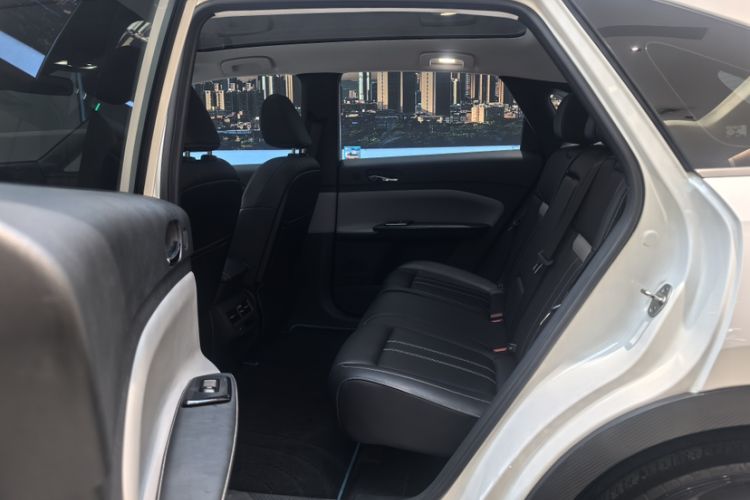 Used Venucia VX6 2023 520 Max