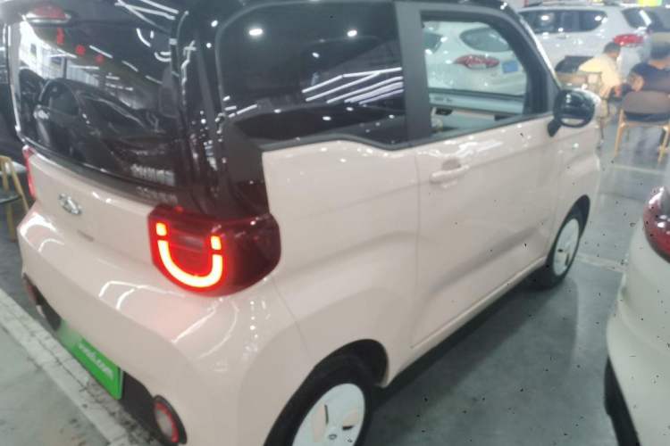 Used Chery New Energy QQ Ice Cream 2022 170km Sundae Phosphate Lithium-Ion