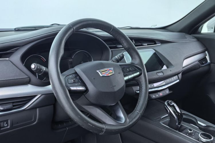 Used Cadillac XT4 2020 Revised Version 28T Two-Wheel Drive Luxury Edition