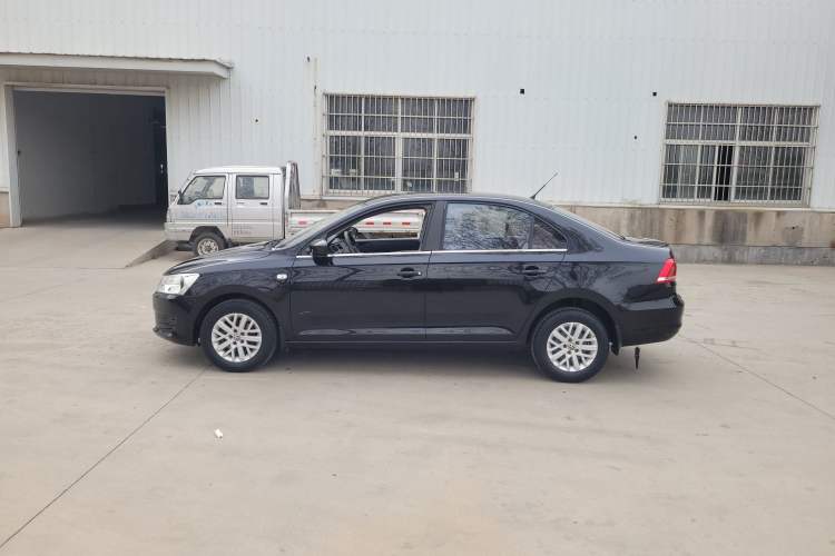 Used Volkswagen Santana 2015 1.6L Manual Fashion Edition Exterior 8