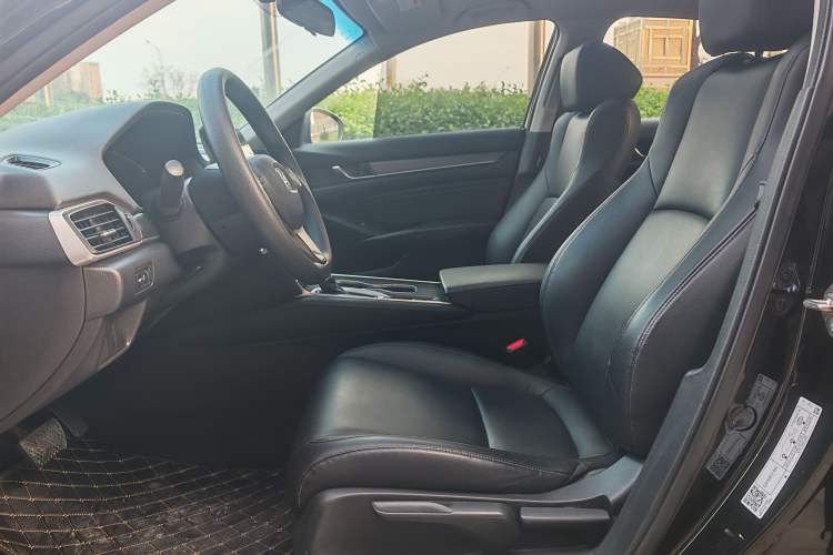 Used Honda Accord 2018 230TURBO Comfort Version National V Left Front Seat