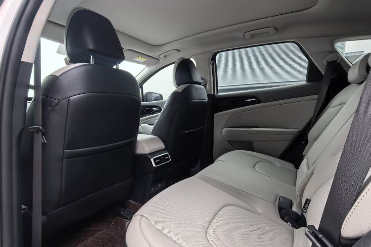 Used Kia Sportage (Chinese Domestic Model) 2023 1.5T Two-Wheel Drive Prestige Edition
