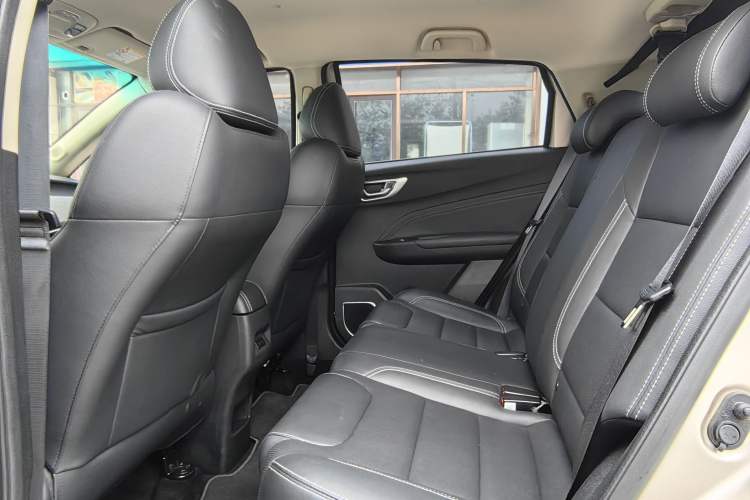 Used Geely Auto Vision X3 2017 1.5L Manual Elite Model
