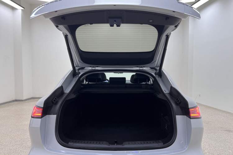 Used Baojun Enjoy 2025 Plug-in Hybrid 140km Luxury Edition
