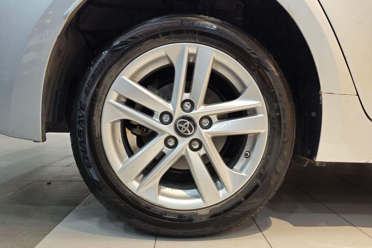 Used Toyota Levin 2021 185T CVT Luxury Edition
