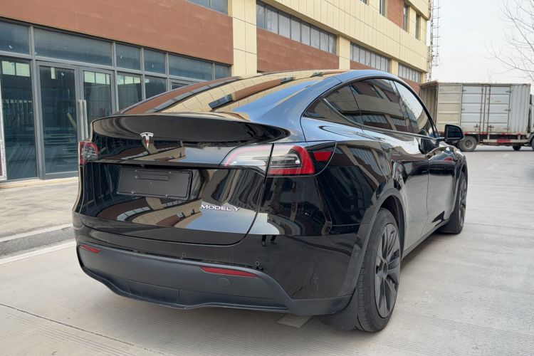 Used Tesla Model Y 2021 Standard Range Rear-Wheel Drive Version