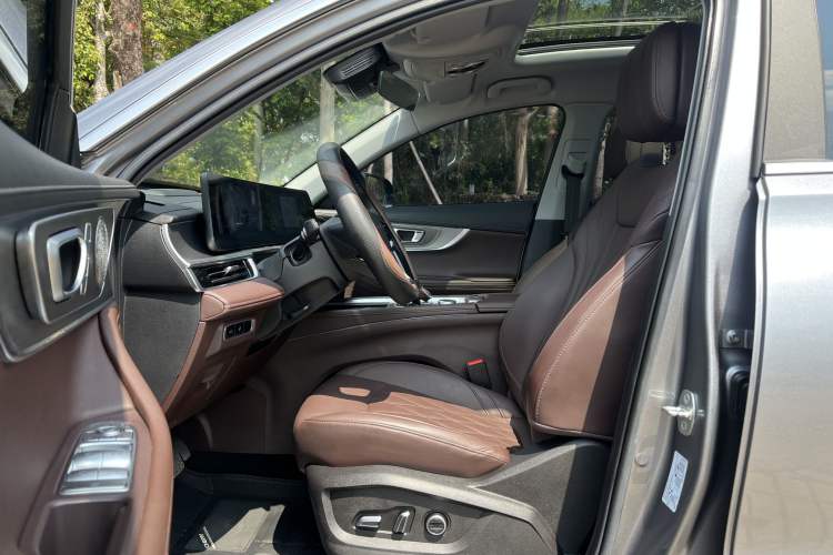 Used Chery Tiggo 8 PRO 2024 Champion Edition 290T Two-Wheel Drive Peak Version 7 Seats