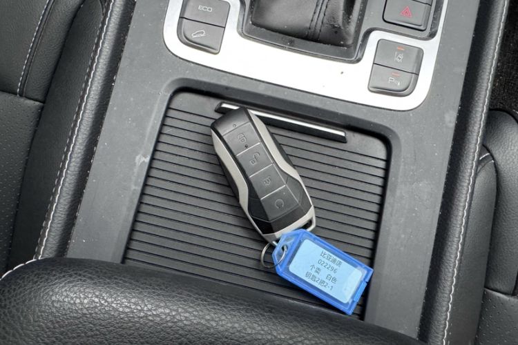 Used BYD Tang 2018 2.0T Automatic SmartConnect Prestige 7-Seater China V Standard