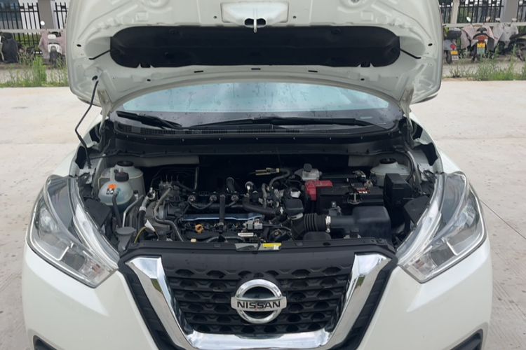 Used Nissan Kicks 2018 1.5L CVT Smart Connect Luxury Edition
