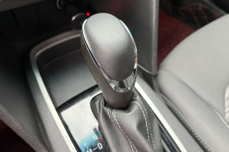 Used Chevrolet Cavalier 2018 320 Automatic Enjoyment Sunroof Edition Gear Lever