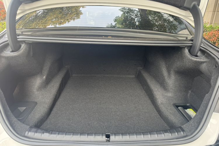 Used BMW 5 Series 2022 Restyled 525Li M Sport Package
