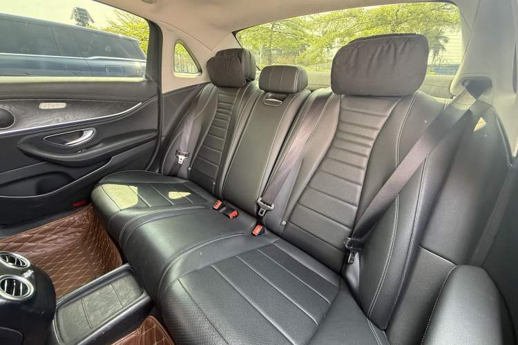 Used Mercedes-Benz E-Class 2017 E 200 L Sport 4MATIC
