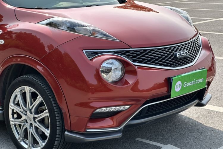 Used Infiniti ESQ 2014 1.6L Spontaneous Edition
