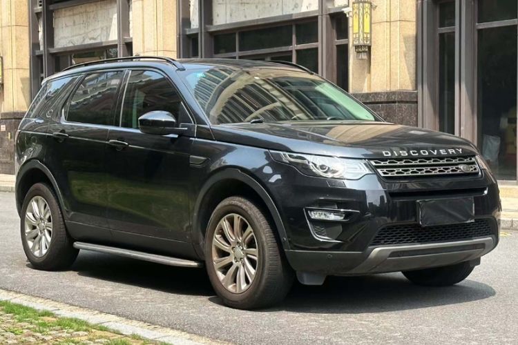 Used Land Rover Discovery Sport 2018 240 PS SE Version