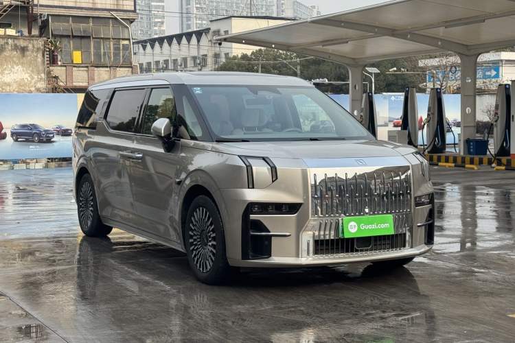 Used Zeekr 009 2022 WE Edition