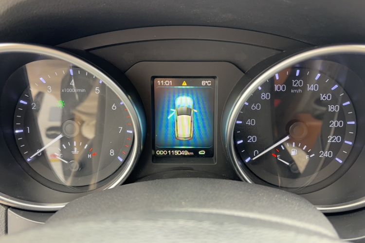 Used Haval H8 2015 2.0T Two-Wheel Drive Comfort Version