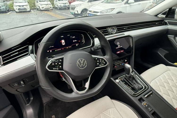 Used Volkswagen Magotan 2023 2 Million Units Commemorative Edition 330TSI DSG Luxury Version Interior 2
