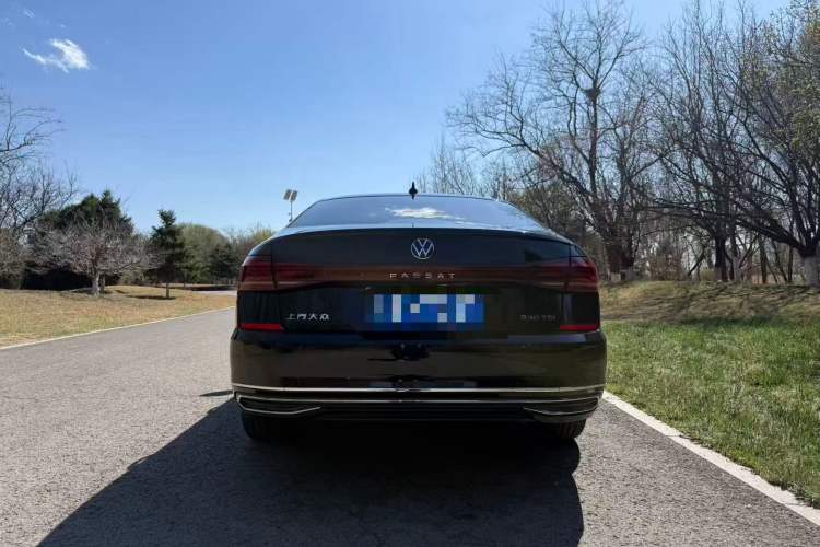 Used Volkswagen Passat 2022 330TSI Luxury Edition
