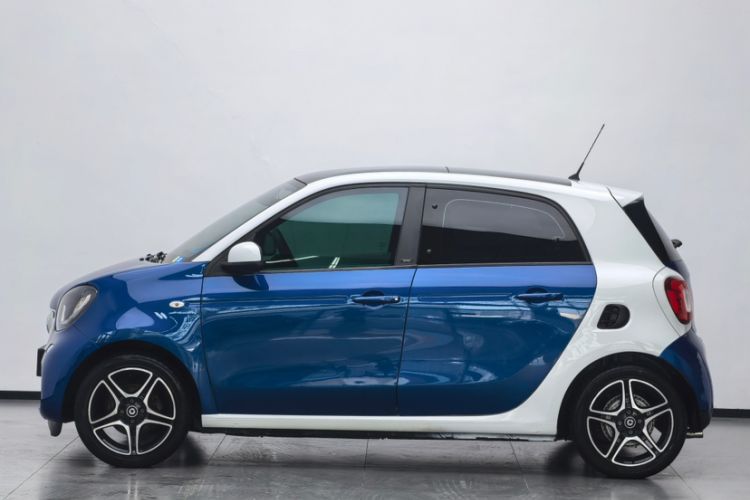Used smart forfour 2016 0.9T 66 kW Ultimate Edition
