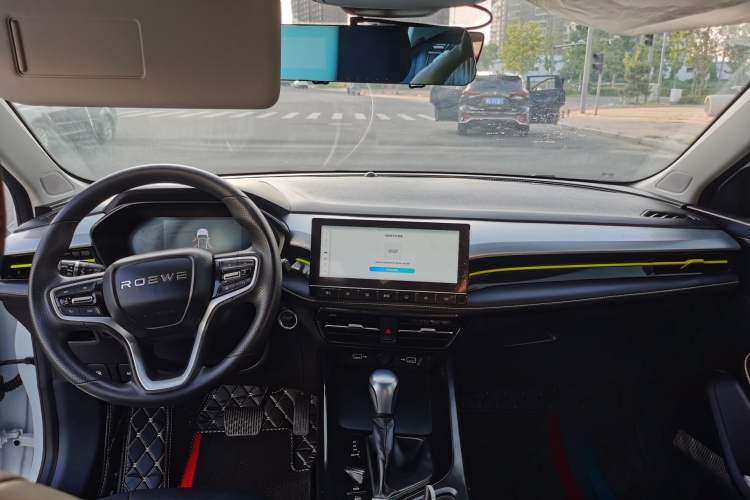 Used Roewe i5 2021 1.5L CVT Diamond Edition