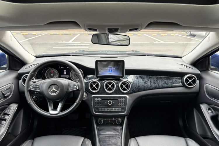 Used Mercedes-Benz GLA 2016 GLA 200 Fashion Model
