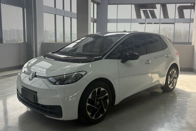 Used Volkswagen ID.3 2025 Smart Edition Outstanding Model
