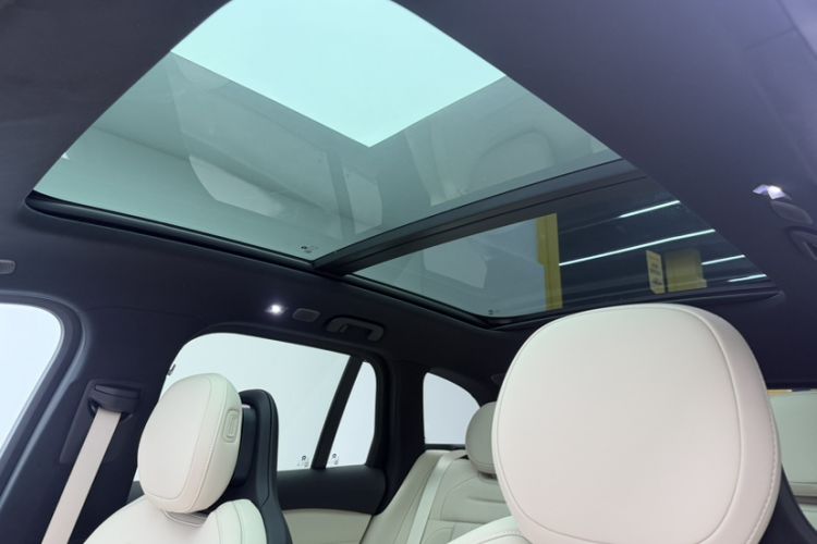 Used Nio ES6 2025 75 kWh Headliner