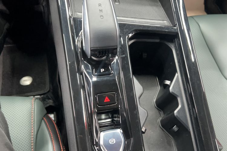 Used Geely Auto Emgrand X7 Sport 2024 1.5TD Dragon Edition
