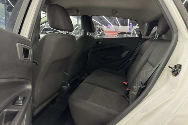 Used Ford Fiesta 2013 Hatchback 1.5L Manual Fashion Edition