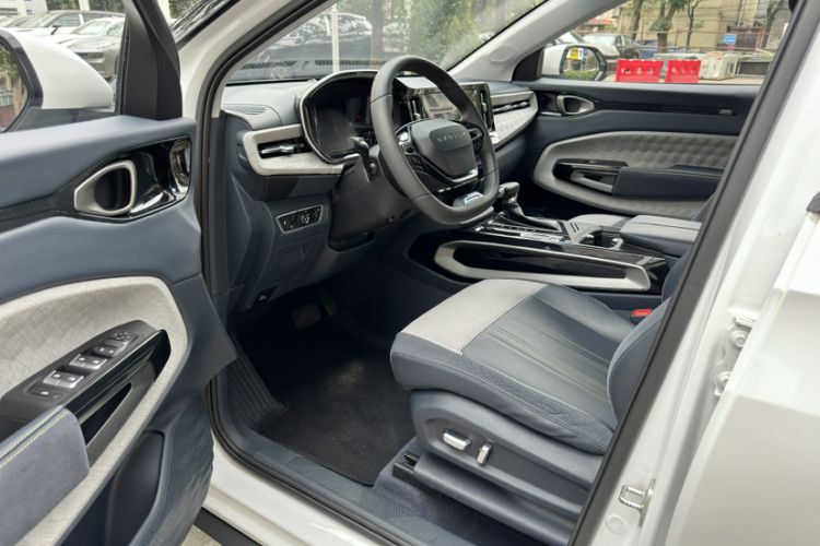 Used Baojun RM-5 2019 1.5T CVT 24-Hour Online Luxury Version 7 Seats
