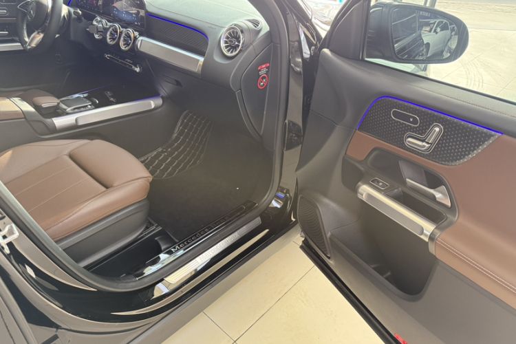 Used Mercedes-Benz GLB 2024 GLB 220 Fashion Model
