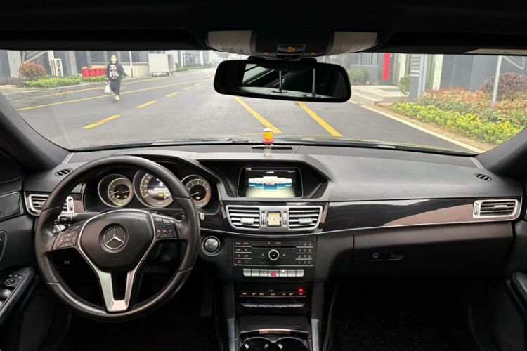 Used Mercedes-Benz E-Class 2015 Restyled E 260 L Sport Edition
