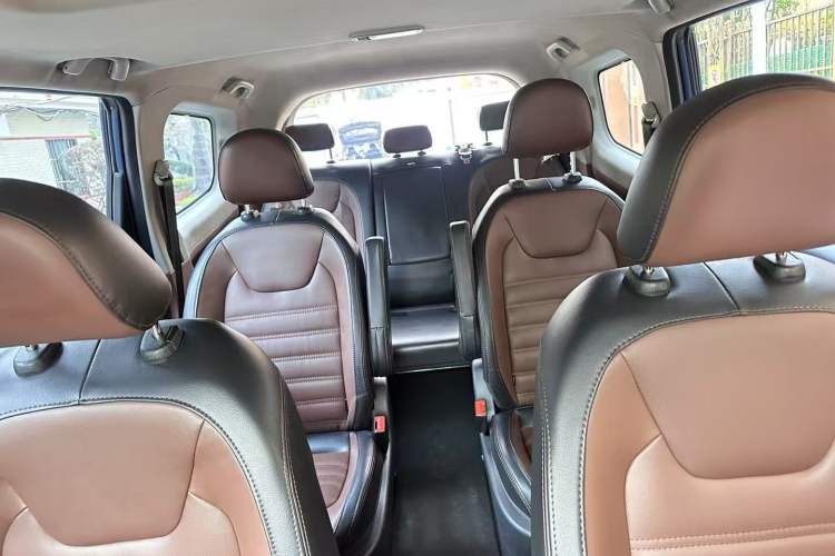 Used FORTHING SX6 2016 1.6L CVT Luxury Model
