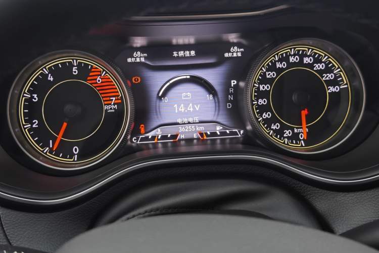 Used Jeep Cherokee 2019 2.0L 2WD Premium Edition China VI