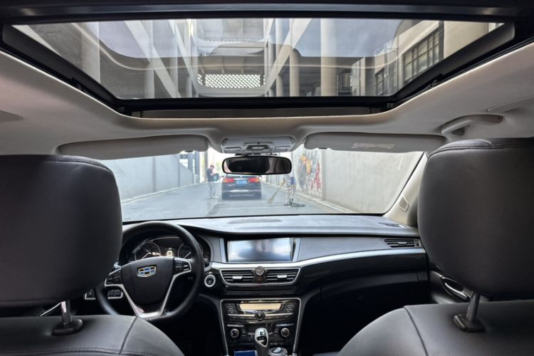 Used Geely Auto Emgrand GT 2015 2.4L Comfort Model Interior 1