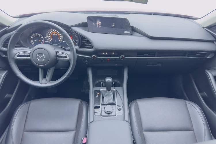 Used Mazda Mazda 3 Axela 2020 1.5L Automatic Luxury Version