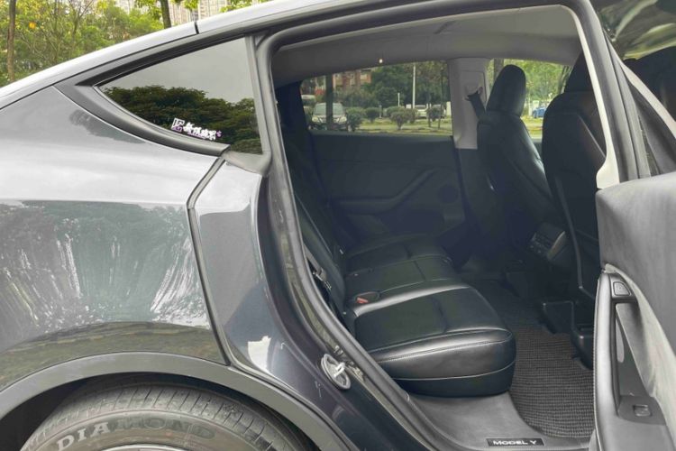 Used Tesla Model Y 2024 Rear-Wheel-Drive Version