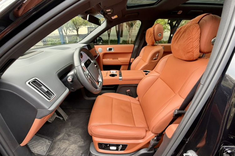 Used Li Auto L8 2024 Pro Model
