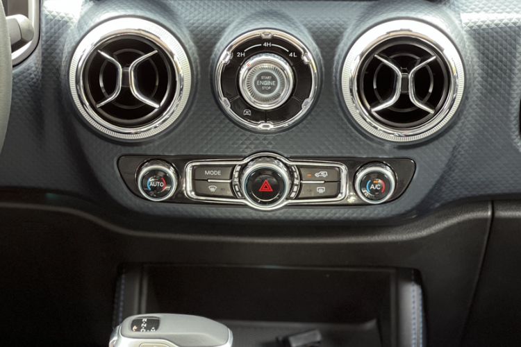 Used BAIC Off-Road BJ40 2023 2.0T Automatic Four-Wheel Drive Urban Hunter Edition Chivalrous Type