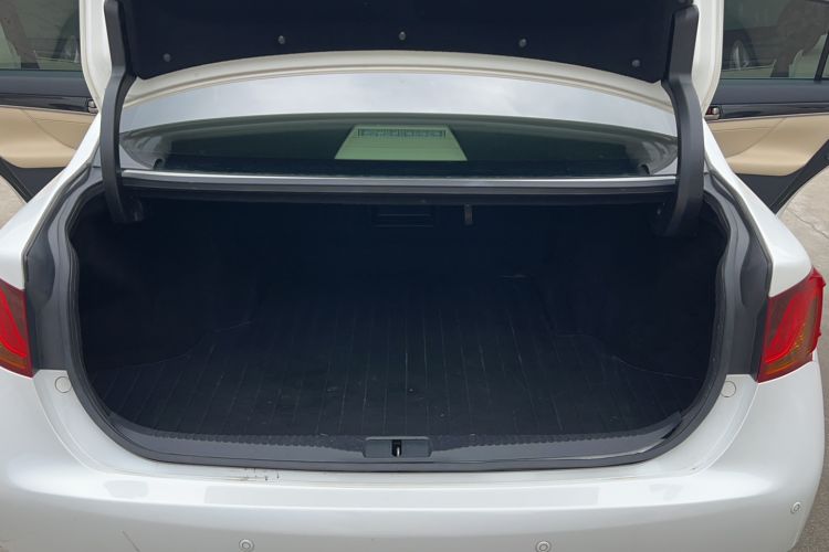 Used Lexus GS 2012 250 Leading Edition
