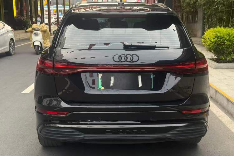 Used Audi Q5 e-tron 2023 40 e-tron Starry Edition Mecha Kit Exterior 7