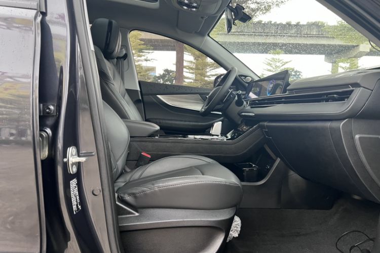 Used Chery Tiggo 8 PLUS 2021 290TGDI DCT Haoting Edition+