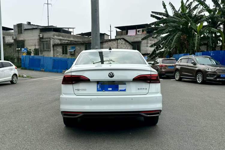 Used Volkswagen Bora 2021 1.5L Automatic Comfort Smart Connect Edition
