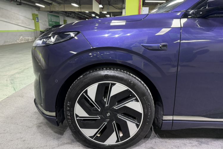 Used Dongfeng eπ eπ008 2024 210Max Range-Extended Version 6 Seats