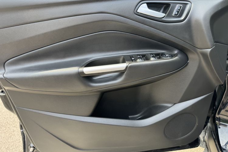 Used Ford Kuga 2015 1.5L GTDi Two-Wheel Drive Fashion Edition
