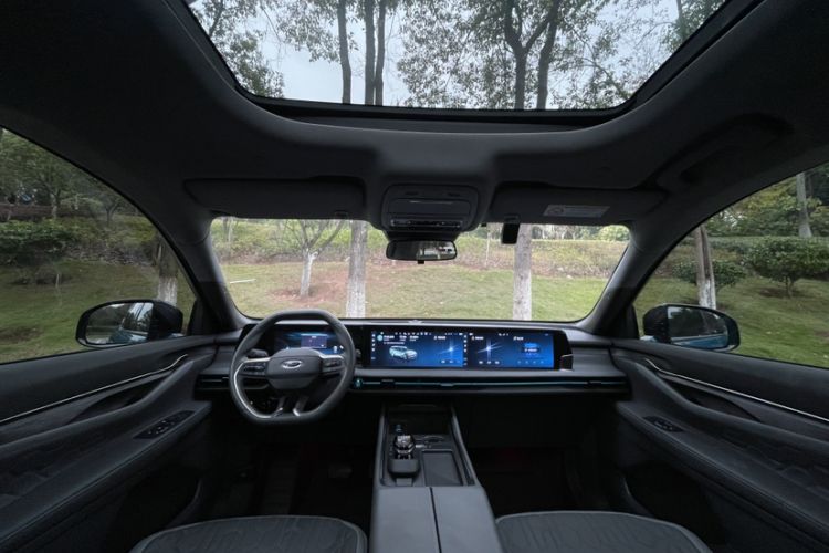 Used Ford Edge 2023 Ford Explorer L 2.0T EcoBoost Two-Wheel Drive 7-Seater Luxury Model