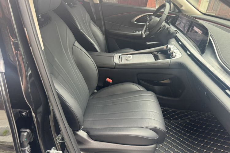 Used EXEED Lingyun 2025 300T Two-Wheel Drive Starry Edition