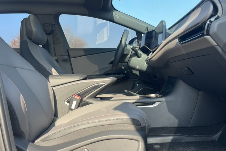 Used Hongqi EH7 2025 640 All-Wheel Drive Smart Selection Edition