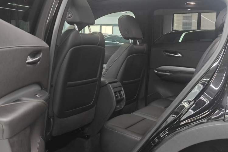 Used Cadillac XT4 2021 28T Two-Wheel Drive Luxury Version