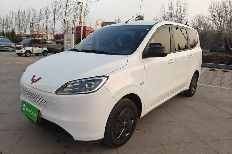 Used Wuling Hongguang New Energy 2025 Extended-Range Hybrid 50KM Comfort Version